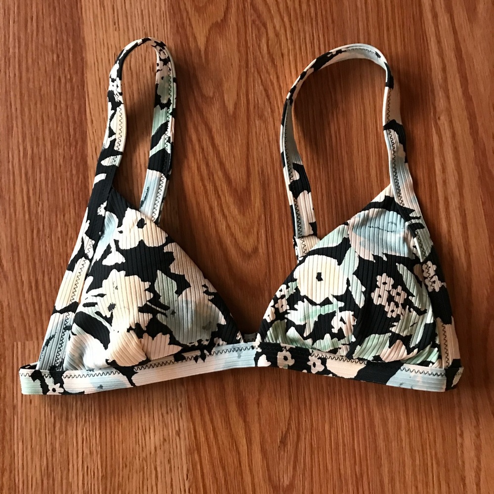 NWT RVCA Black and Cream Floral Triangle Bralette